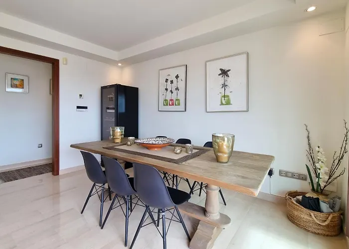 Daire Luxury Penthouse In Medina Banus Marbella