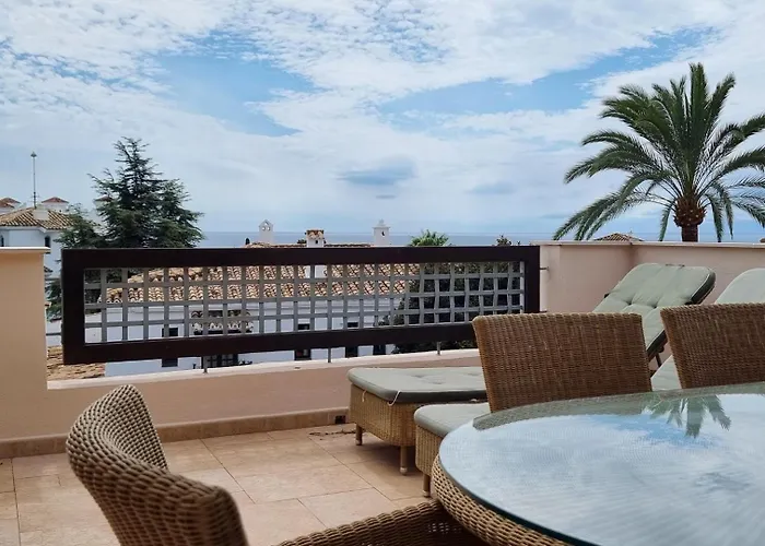 Luxury Penthouse In Medina Banus Daire Marbella