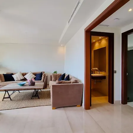 Luxury Penthouse In Medina Banus Lägenhet